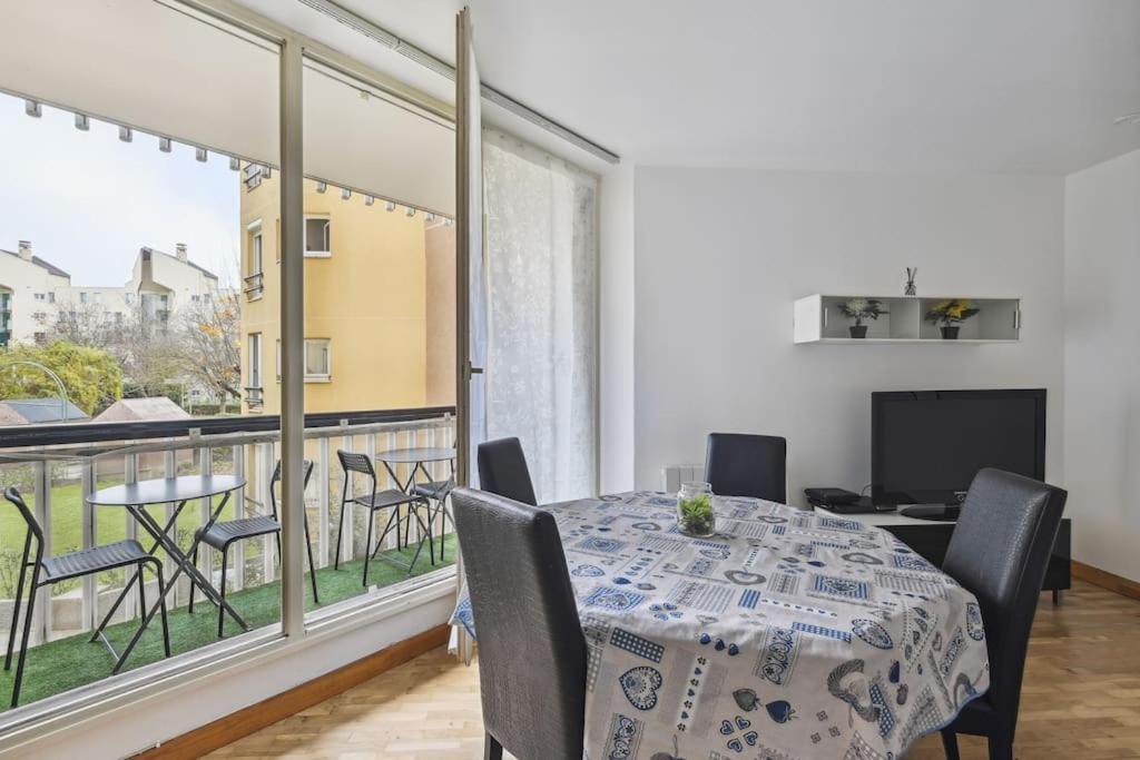 Asnières "Joie De Vivre" - Parisian Spacious & Charming Flat מראה חיצוני תמונה
